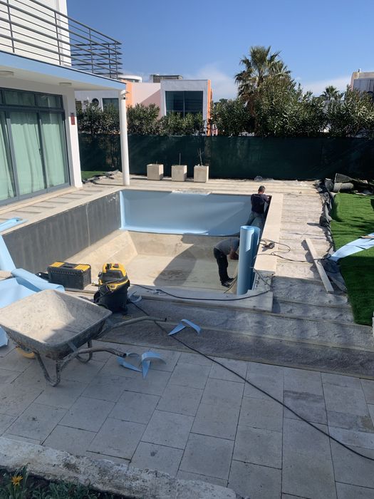 Aplicacao tela armada piscina