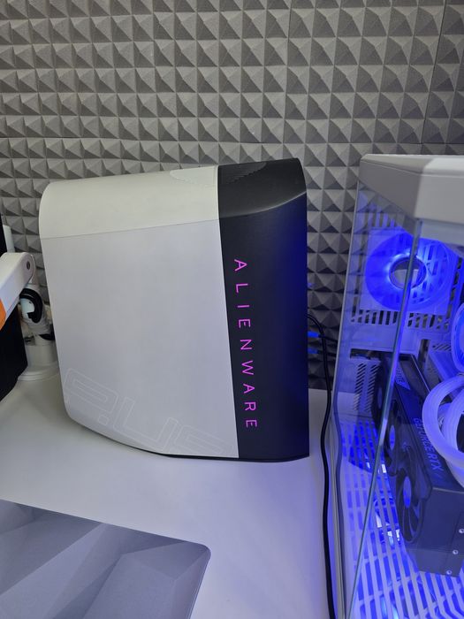 Dell Alienware Aurora R10 R7-5800/32GB/1TB/W10 RTX3070
