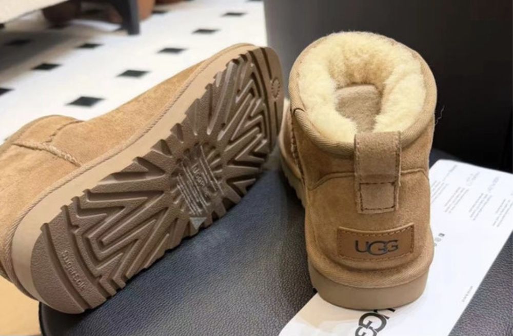 Ugg ultra mini  novo com caixa 38