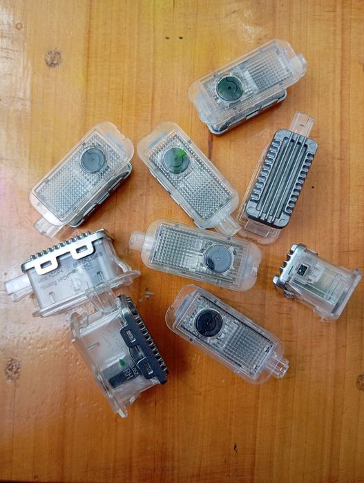 Проектор Skoda підсвітка дверей