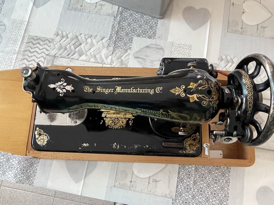 Maquina de Costura Singer