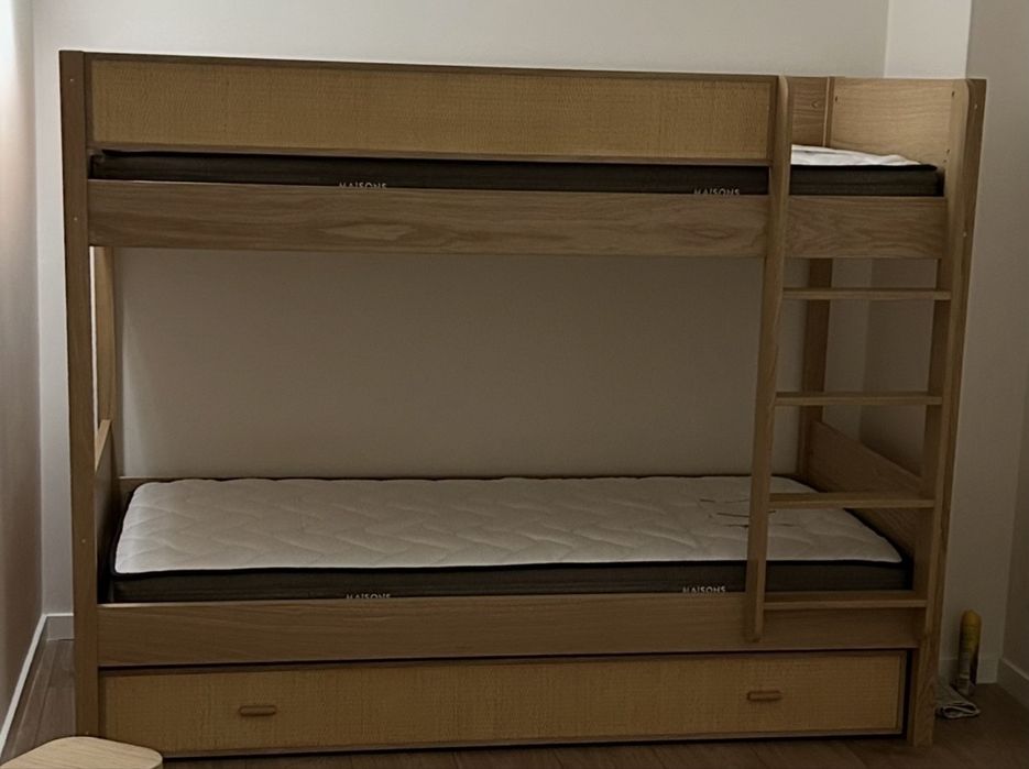 Beliche Carvalho Maciço 3 camas 90x190