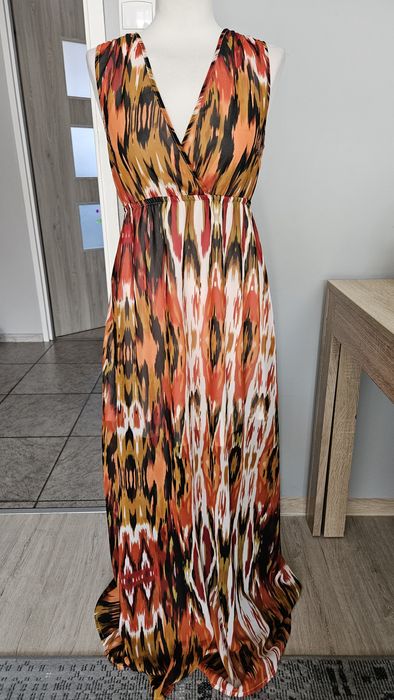 Długa sukienka,  wzory jak nowa