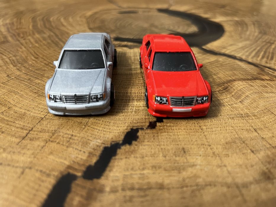 hot wheels mrecedesy SEC i 500e luzaki