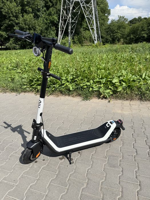 Електросамокат NIU KQi3 Sport