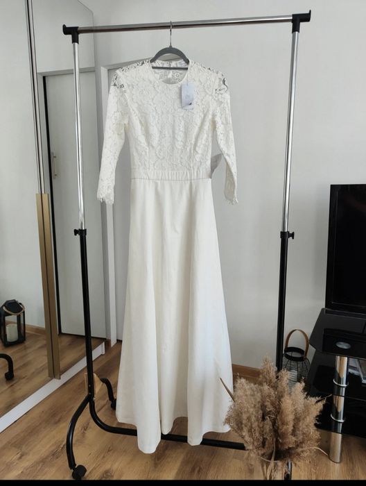 Suknia ślubna bridal sleeve dress open back detail Ivy Oak