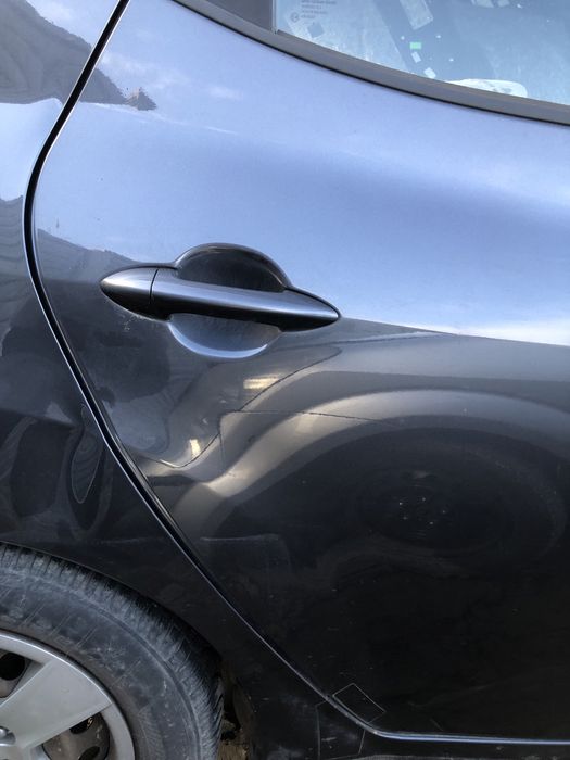 Drzwi tył prawe tylne Kia Venga I Lift BE