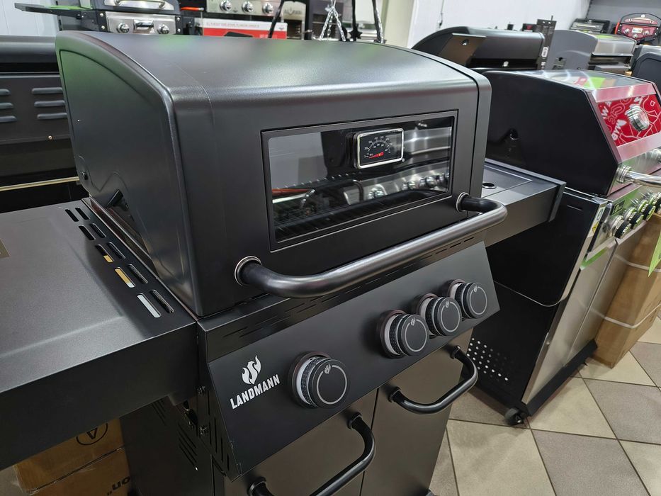 Solidny Grill gazowy z szybą miejscem na butle LANDMANN  BLACKCOOK 3+1