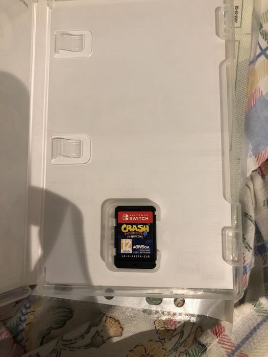 Nintendo switch lite c caixa+bolsa+ crash