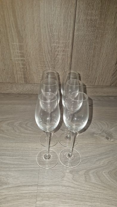 Degustacyjne kieliszki do likieru, wódki, whisky marki Krosno