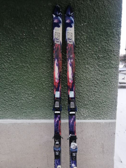 Продам лижі ELAN 175см