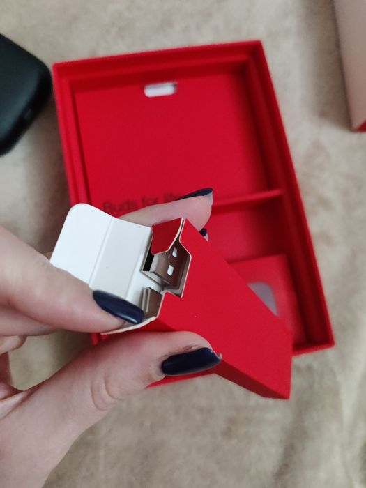 Продам навушники One plus buds pro
