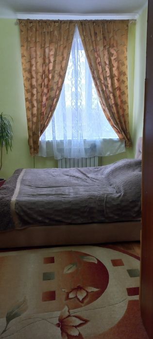 Продається 2-х кімнатна квартира
