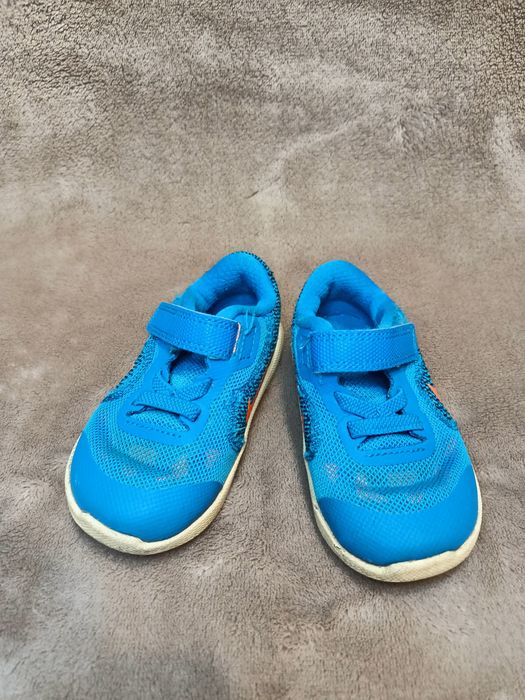 Buty Nike roz 21