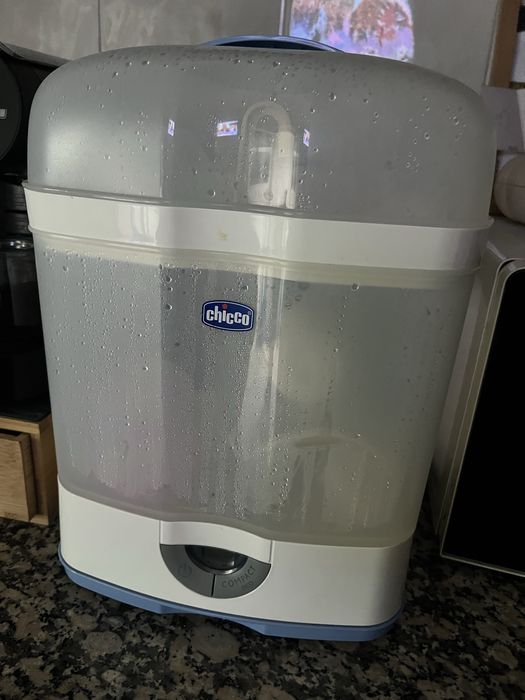 Esterlizador de biberões