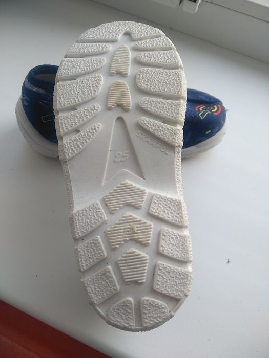 Мокасини дитячі, на хлопчика, нові, не взувались ні разу,  25 розмір..