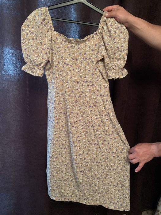 Сукня літня, гарна