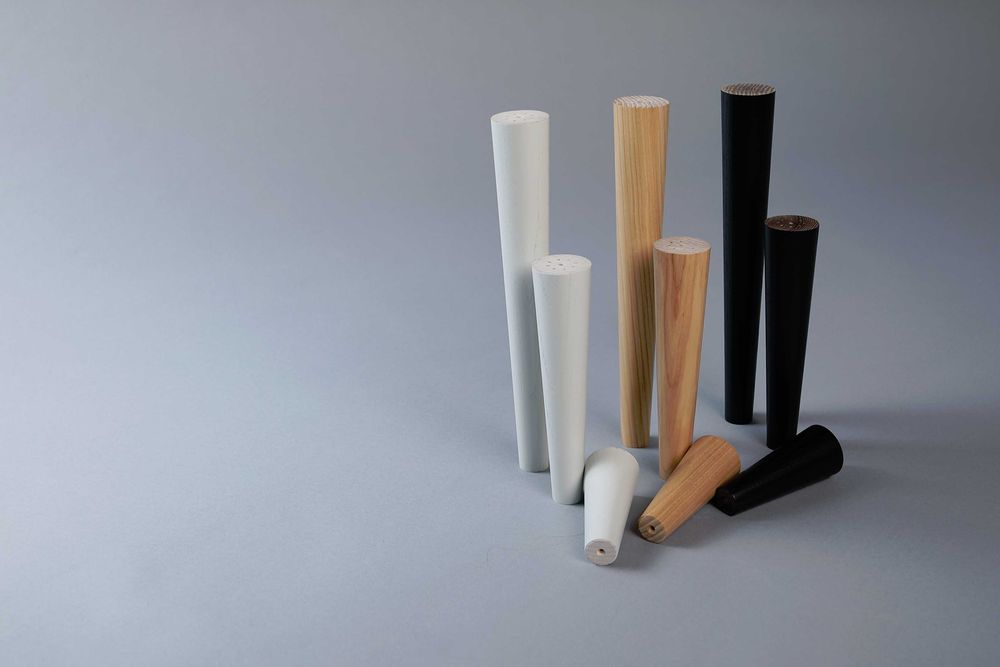 Ніжка конусна. Опори дерев'яні. Для меблів.