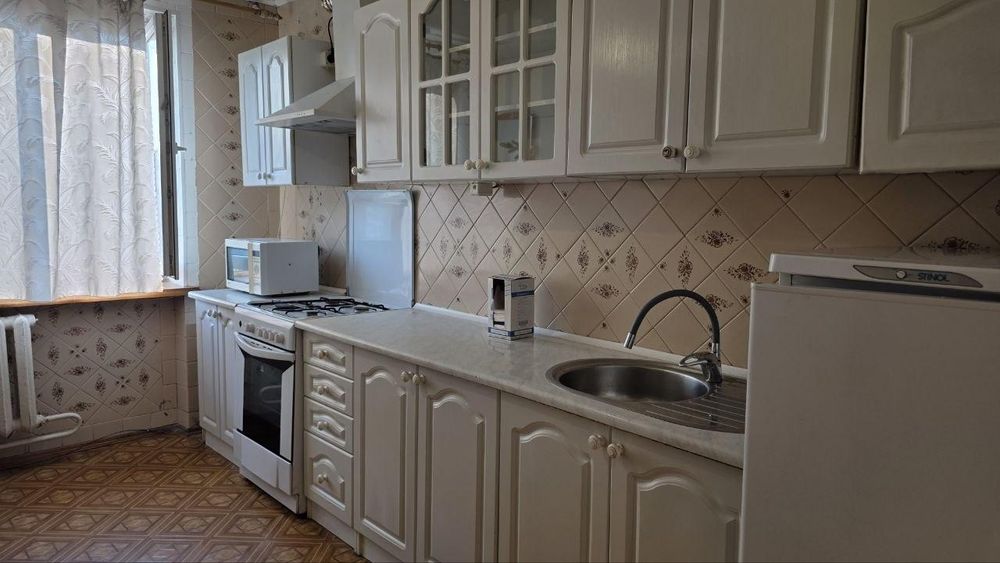 Продам 3-кімнатну квартиру на Жукова. Одеса Таїрова (340-154)