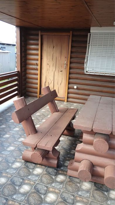 Дачний будиночок на причалі