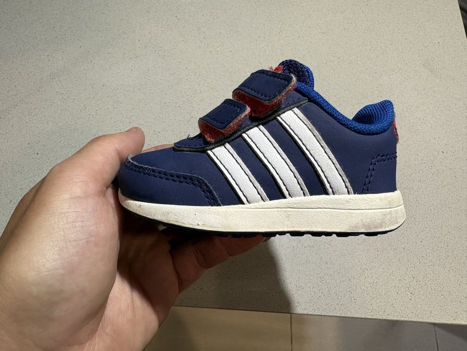 Tenis Nike e Adidas Bebé