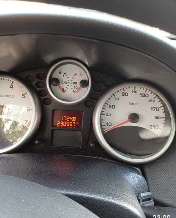 Peugeot 207 Ano 2006 potência 1400