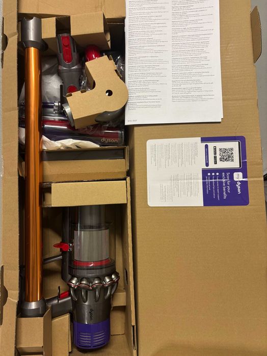 Aspirador Vertical DYSON V10 ABSOLUTE