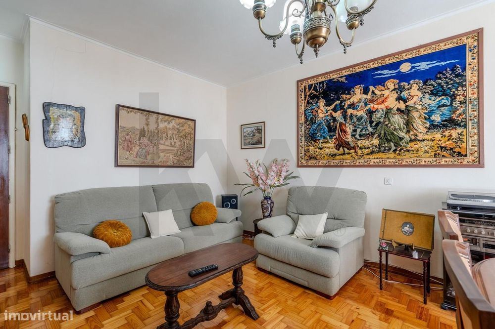 T2 em Oeiras | O Equilíbrio Perfeito entre Conforto e Localização