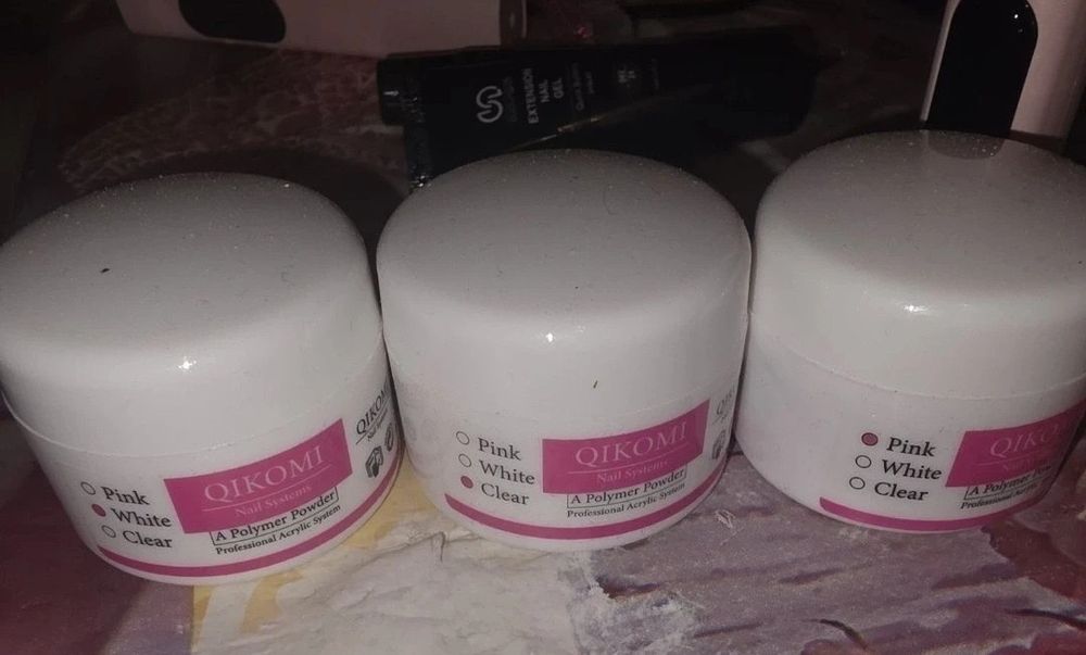 Kuferek i akcesoria do paznokci