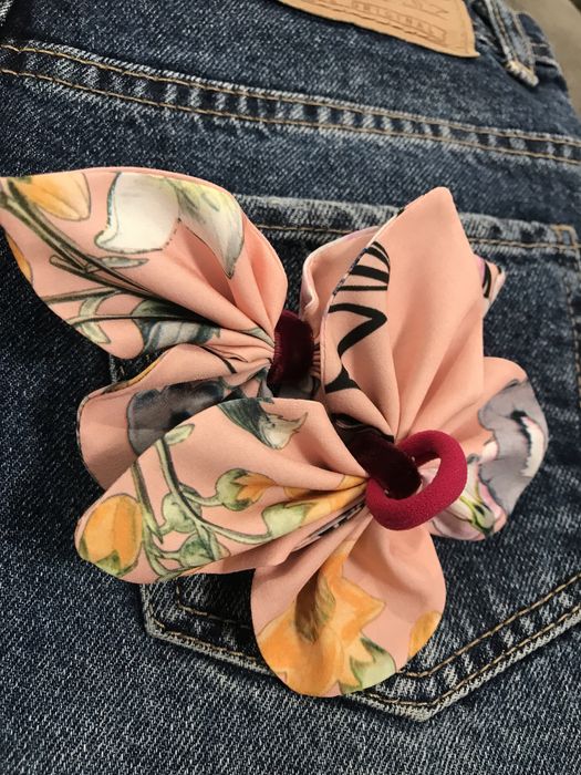 Резинки для волосся, резинки-метелики.