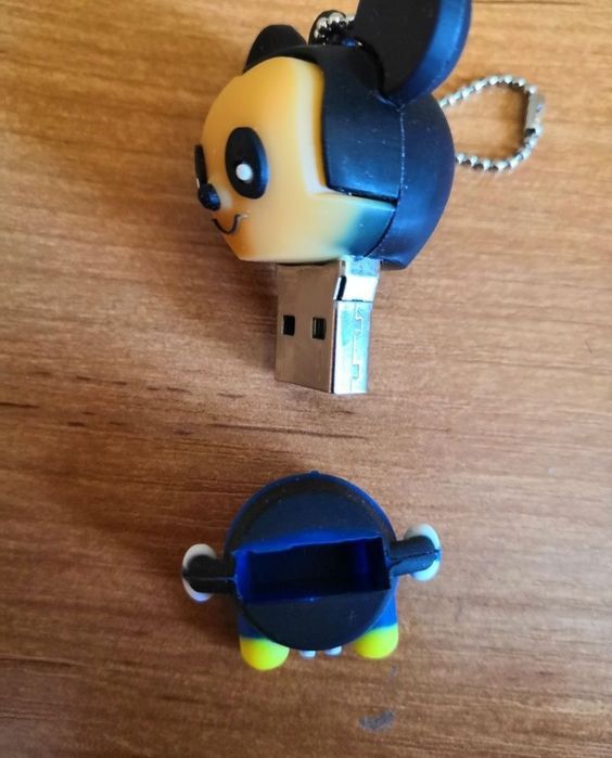 Pendrive Myszka 32gb