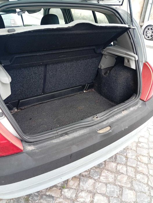 Renault Clio 2003