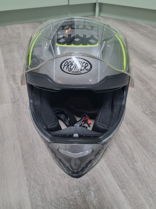 Capacete marca premier