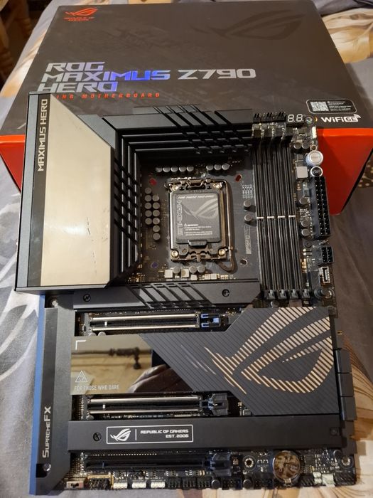 Asus ROG Maximus Z790 HERO