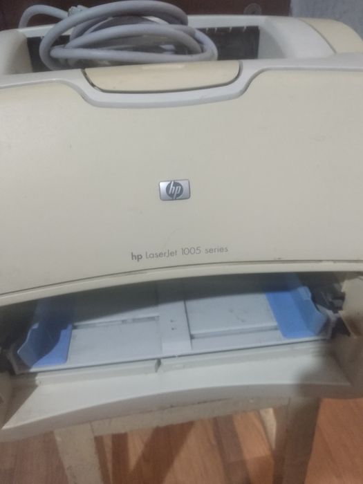 Продам принтер HP LaserJet1005