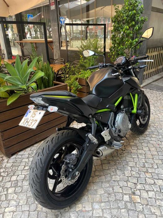 Kawasaki Z650, 68 cv (50.2 kW)