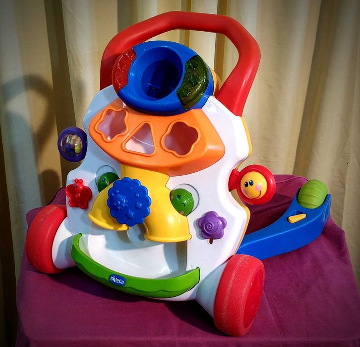 ХОДУНКИ-центр ігровий розвивальний Chicco "Перші кроки" (65261.00)