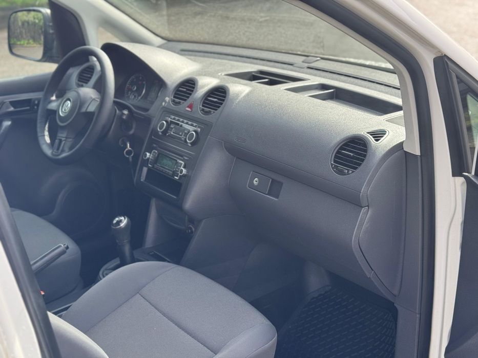 Vw Caddy 2015 c/IVA Ded