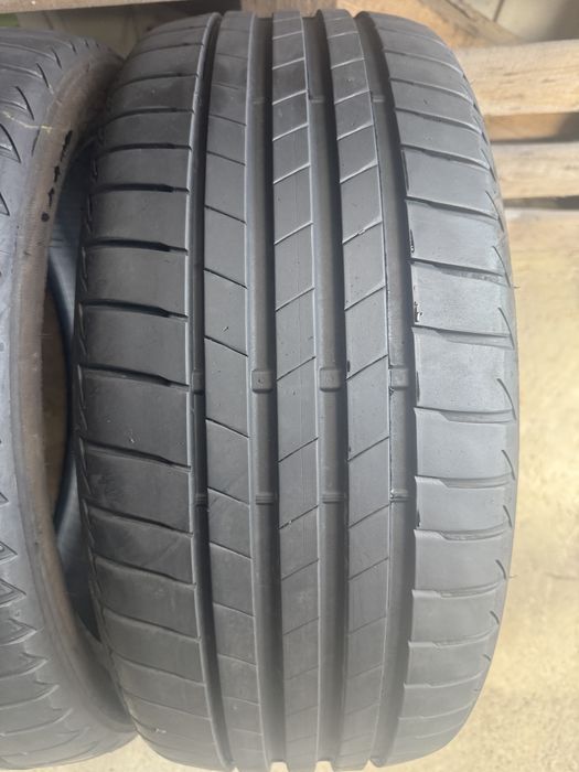 Шини 225/40 R19 Bridgestone Turanza T005