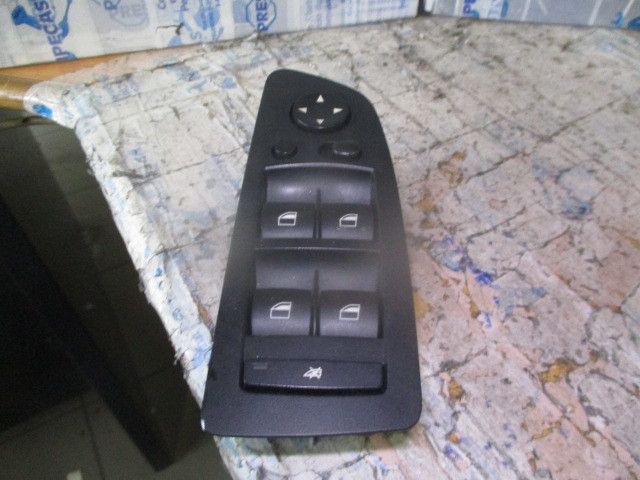 BMW 1 (E87) Multi-function Control / Button / Switch466518442624296963