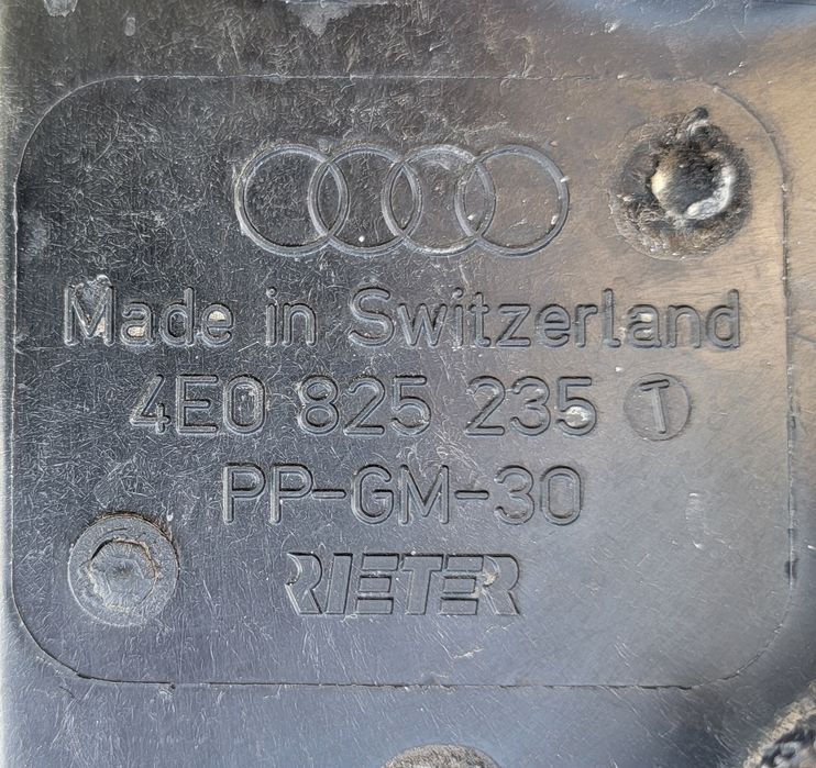 Audi A8 D3 оригинальная защита двигателя и кпп