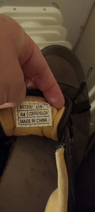 Sapatos em ótimo estado, confortáveis 44