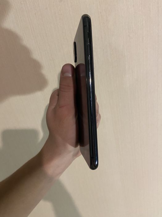 iPhone 10 X на 64  ГБ