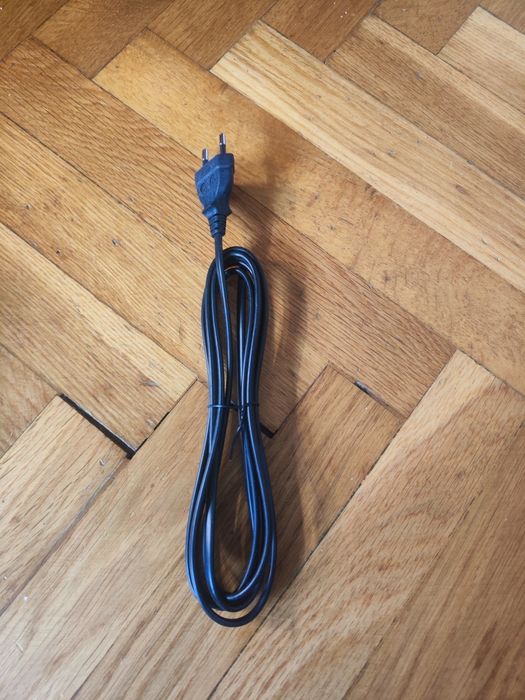 Płaski kabel zasilający dwużyłowy 2x0.75 mm² (długość ok. 1.8 m), nowy