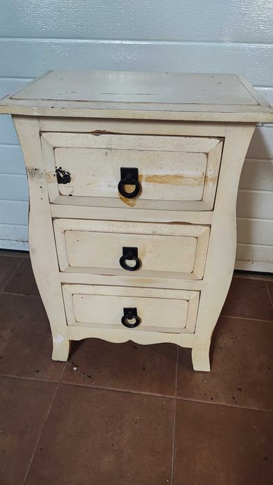 Pequeno móvel de qualidade - Mesa Cabeceira 46x34x68