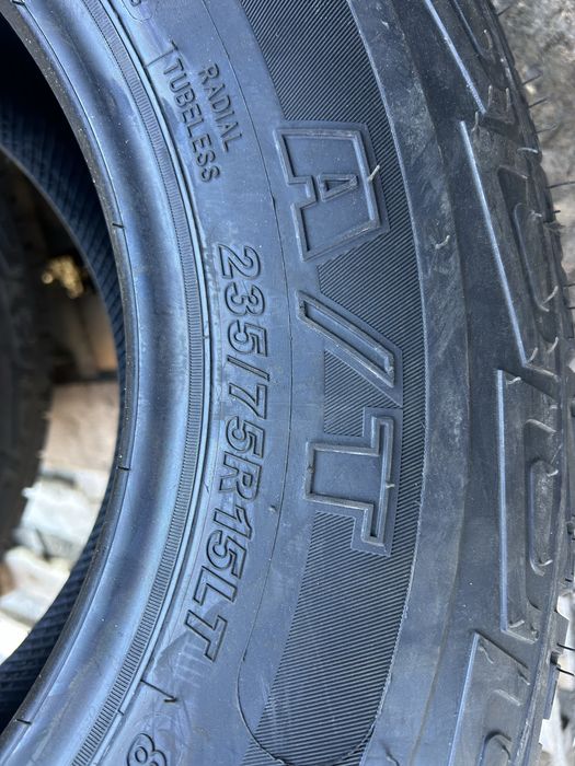 Шини А/Т  235/75r15