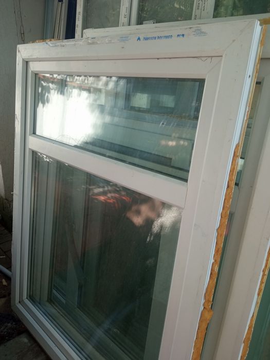 Вікна двері металопластикові різні розміра :146; 110;120-вис.шир.від11