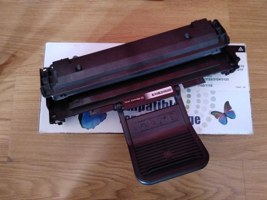 Toners Novos e impressora Samsung para peças