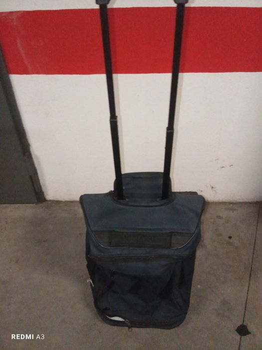 Mala trolley em excelente estado