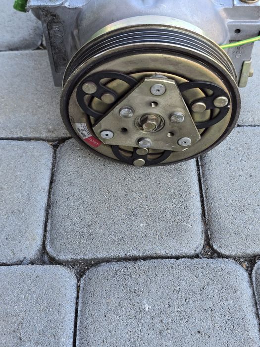 Sprężarka klimatyzacji Audi A4 B5 2000 Rok 1.8B V5 Przebieg 58 tyś km ZEXEL NR 968J 698505